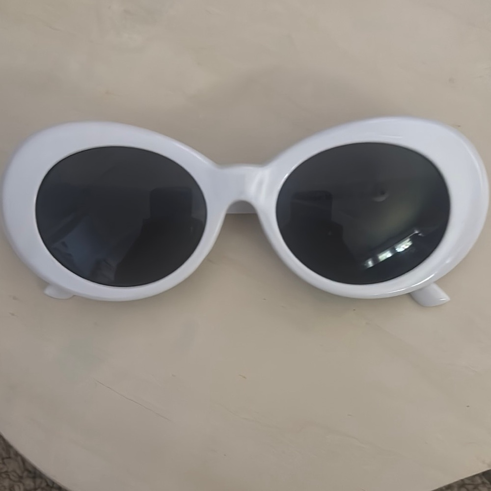 Stylish White Oval Sunglasses